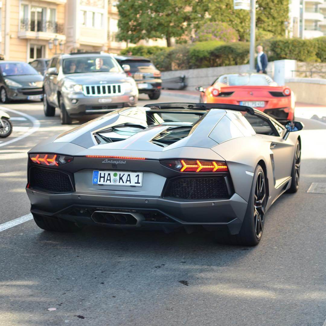 Plate Viewer Put any number plate on any car with our private reg